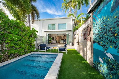 524 Southard St, Key West, FL, 33040-6889 | Card Image