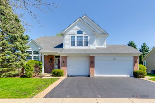 1105 Andover Drive, Mundelein, IL, 60060 | Card Image
