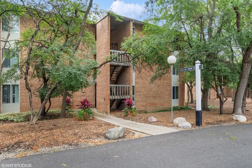 apt-2g-1601 Fairway Dr, Lisle, IL, 60532-3091 | Card Image
