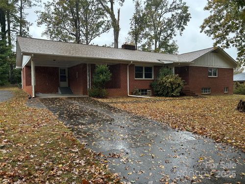 213 Forest Hill Dr, Forest City, NC, 28043-2549 | Card Image