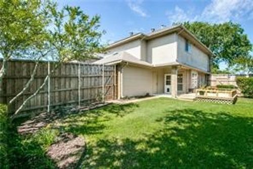 544 Lake Forest Dr, Coppell, TX, 75019-2882 | Card Image