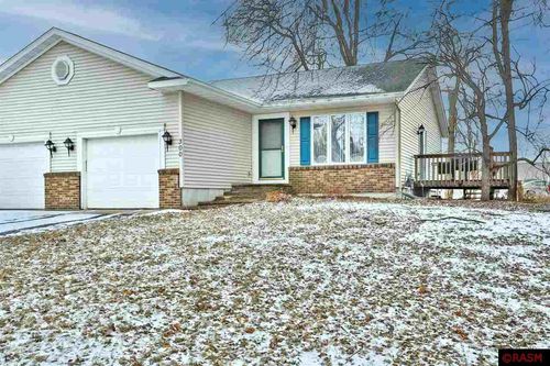 300 Ne 18th Avenue, Waseca, MN, 56093 | Card Image