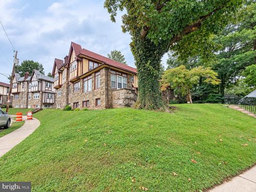 6601 Blakemore St, PHILADELPHIA, PA, 19119-1439 | Card Image