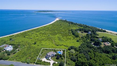 300 Latham Ln, Orient, NY, 11957-1513 | Card Image