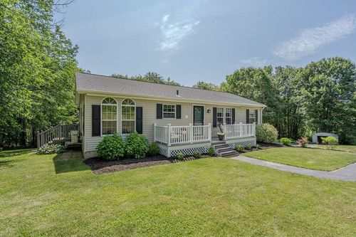 21 Thompson Rd, Pittsfield, NH, 03263-3510 | Card Image