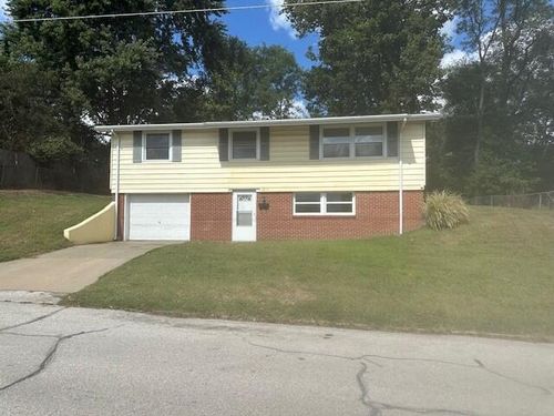 1311 E Morgan St, Boonville, MO, 65233-1339 | Card Image