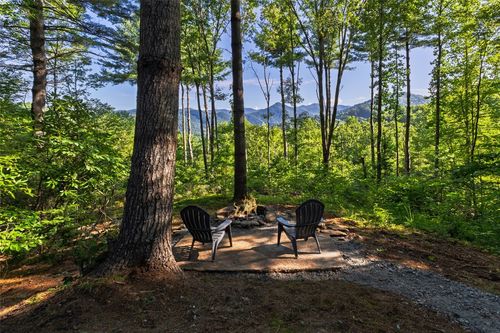 765 Nicholson Cove Rd, Cullowhee, NC, 28723-8226 | Card Image