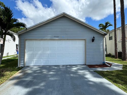 5585 Berry Blossom Way W, West Palm Beach, FL, 33415-4448 | Card Image