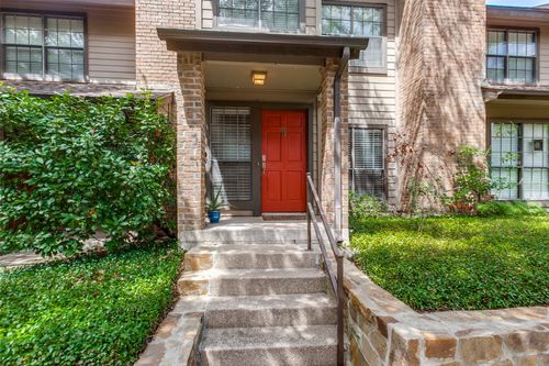 apt-903-9910 Royal Ln, Dallas, TX, 75231-1822 | Card Image