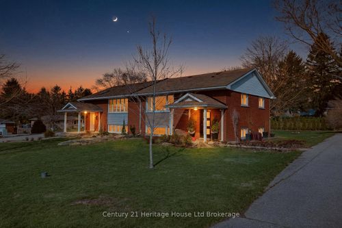 181 Clarke Road E, Ingersoll, ON, N5C3T7 | Card Image