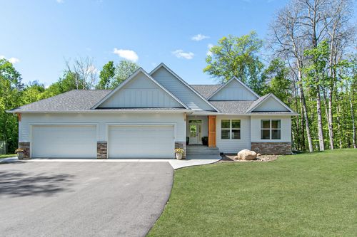 31709 Green Scene Dr, Breezy Point, MN, 56472-3873 | Card Image