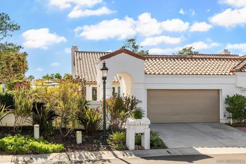 4950 Galicia Way, Oceanside, CA, 92056-5122 | Card Image