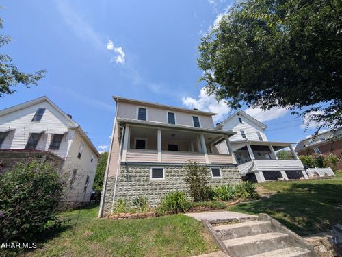 1307 Spruce St, Hollidaysburg, PA, 16648-2337 | Card Image
