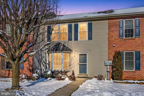 67 Battens Cir, LEOLA, PA, 17540-9572 | Card Image