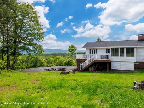 354 Merwin St, Jewett, NY, 12444-5022 | Card Image