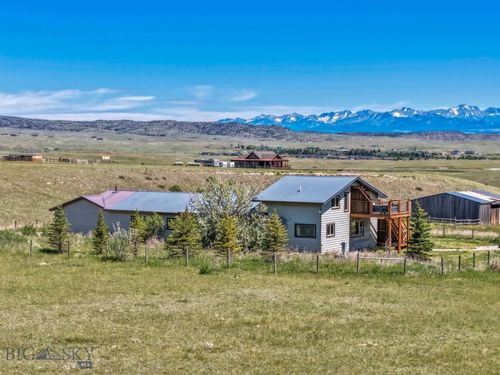 30 Wineglass Loop N, Livingston, MT, 59047-8950 | Card Image