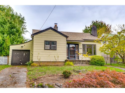 7024 N Villard Ave, Portland, OR, 97217-5155 | Card Image