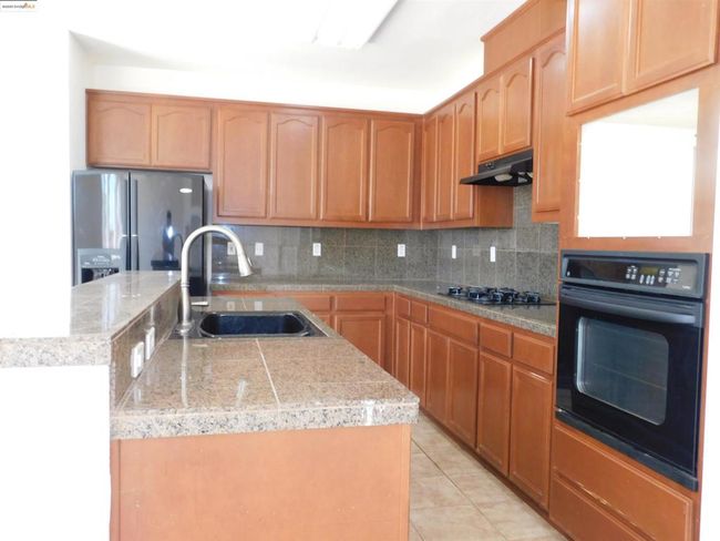 3915 Hummingbird Dr, House other with 5 bedrooms, 3 bathrooms and 3 parking in Antioch CA | Image 6