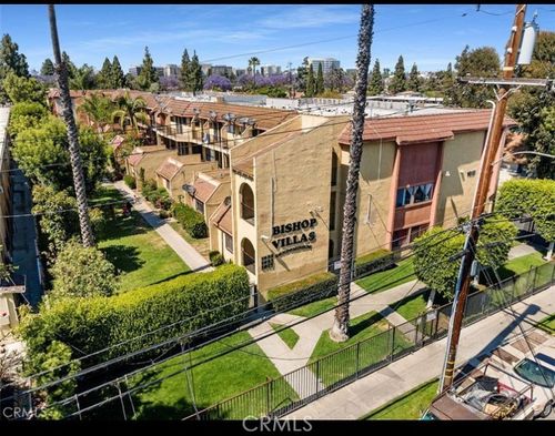 a-1017 W Bishop St, Santa Ana, CA, 92701 | Card Image
