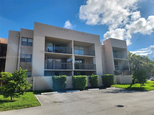 110-10985 Sw 107th St, Miami, FL, 33176-3367 | Card Image