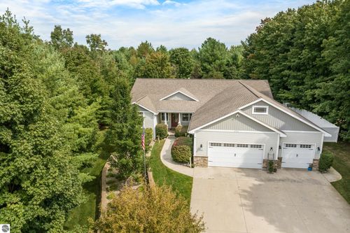 2726 Rock Court, Traverse City, MI, 49684 | Card Image