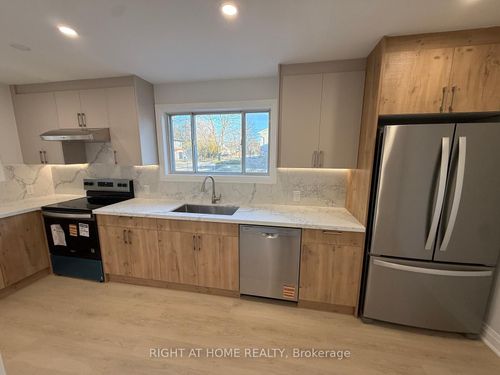 main-156 Westside Dr, Oakville, ON, L6K1P3 | Card Image