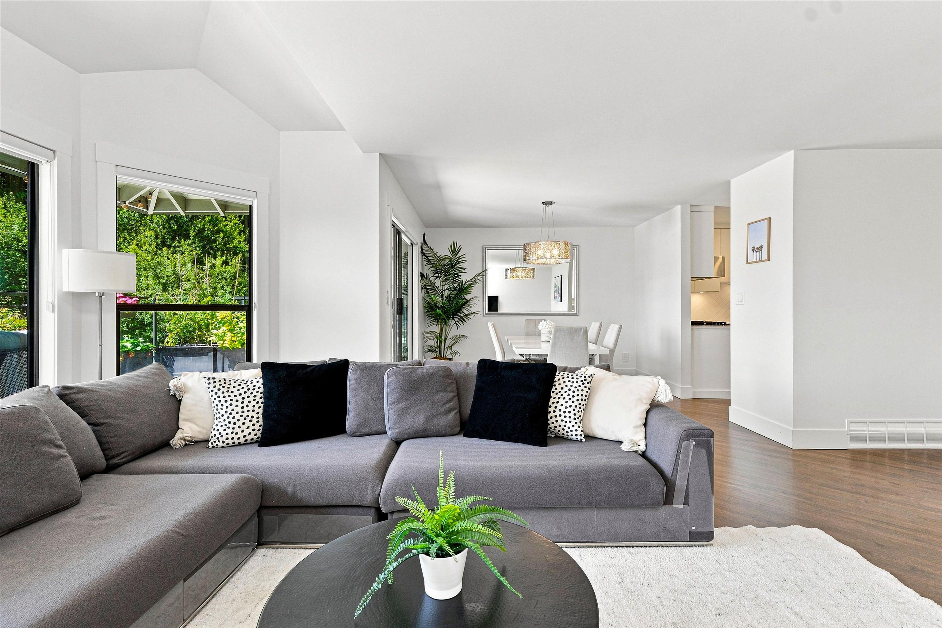 Residential in North Vancouver 4