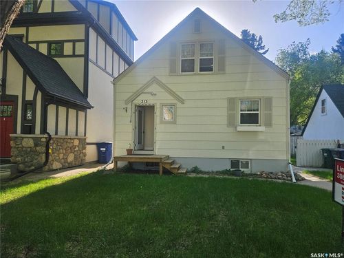 312 Mckinnon Ave S, Saskatoon, SK, S7N1J6 | Card Image