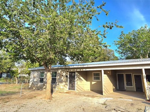 5201 Downs Dr, Austin, TX, 78721-2203 | Card Image