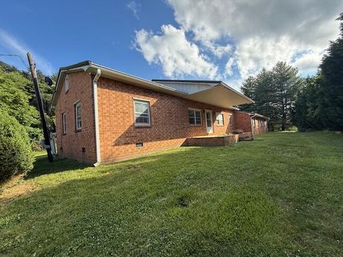 2612 Webster Rd, Roanoke, VA, 24012 | Card Image