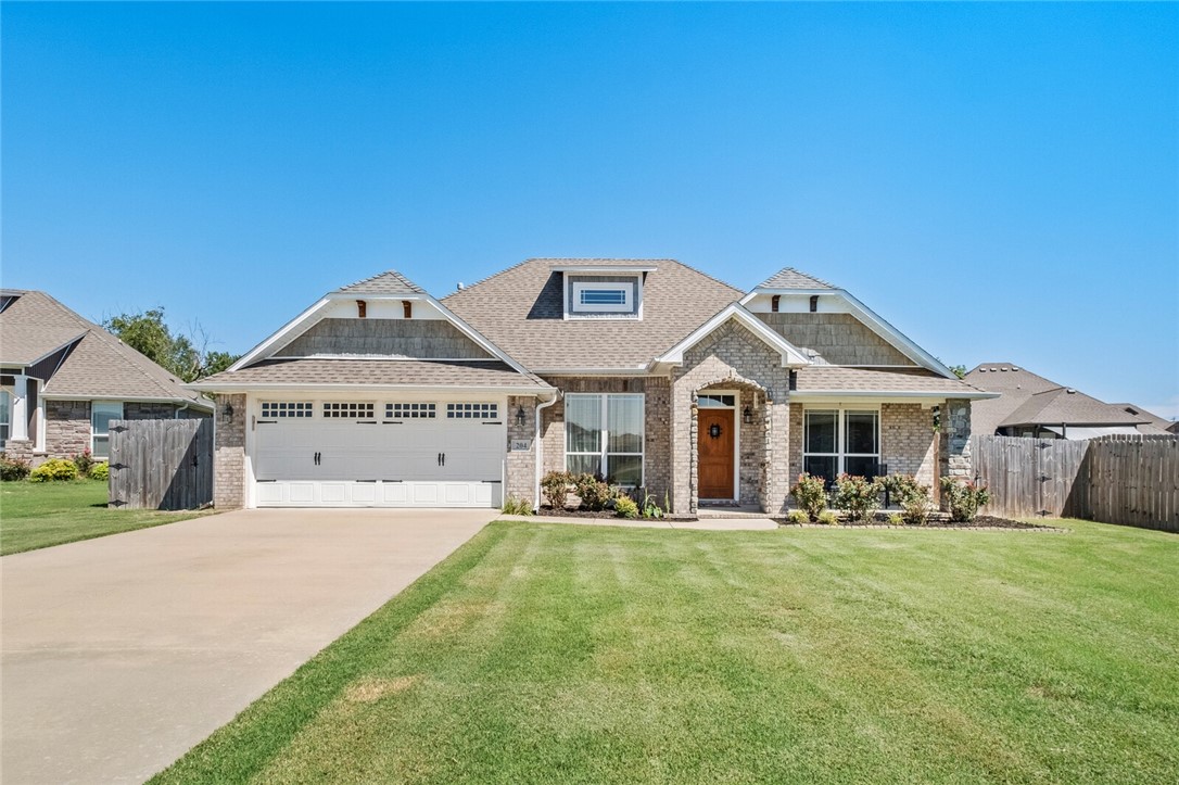 Adams St, Pea Ridge, AR 72751