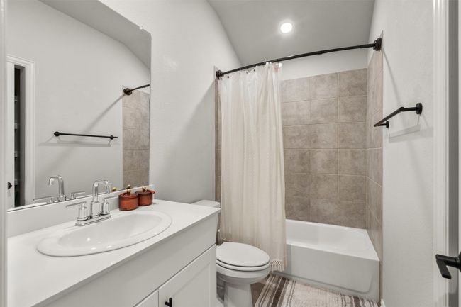 10420 Colina Dr, House other with 4 bedrooms, 3 bathrooms and null parking in Fort Worth TX | Image 8