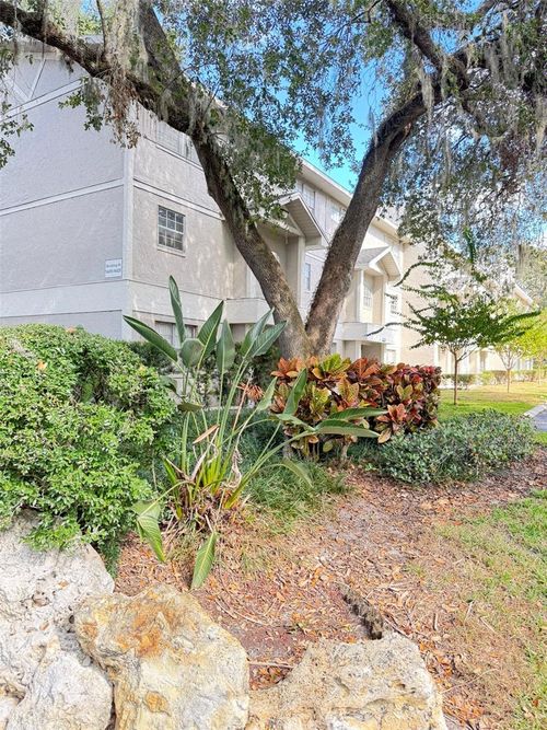 213-14412 Reuter Strasse Cir, TAMPA, FL, 33613-3085 | Card Image