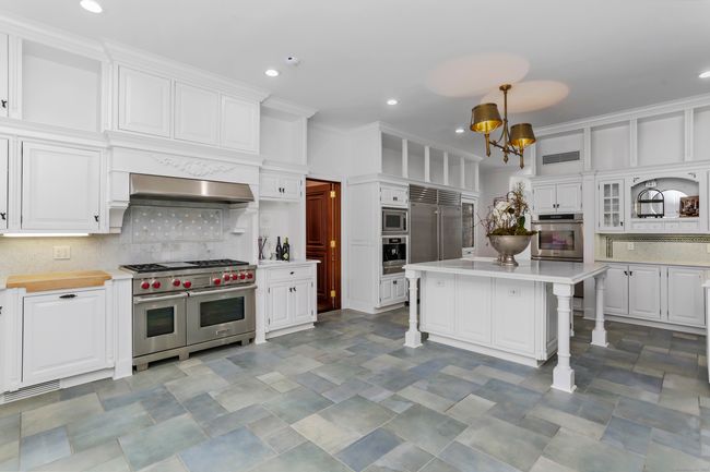 637 Valley Rd, House other with 6 bedrooms, 10 bathrooms and null parking in New Canaan CT | Image 18