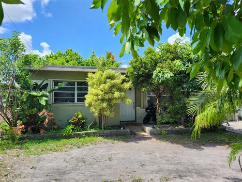 6536 Sw 22nd Ct, Miramar, FL, 33023-2878 | Card Image