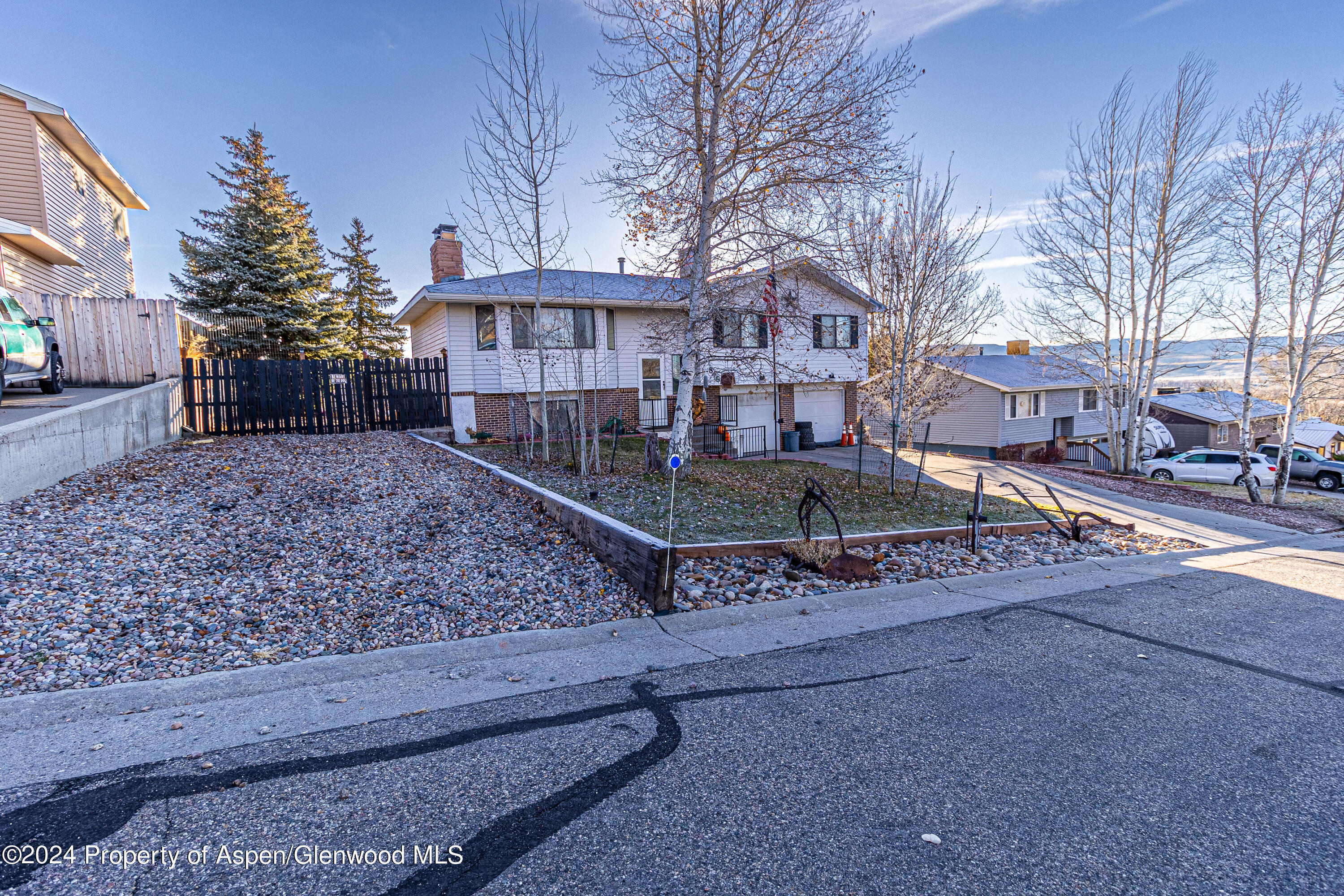 Bridger Cir, Craig, CO 81625