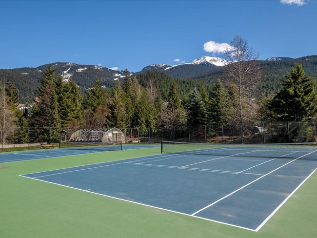 301 - 2129 Lake Placid Rd, Condo with 1 bedrooms, 2 bathrooms and null parking in Whistler BC | Image 35
