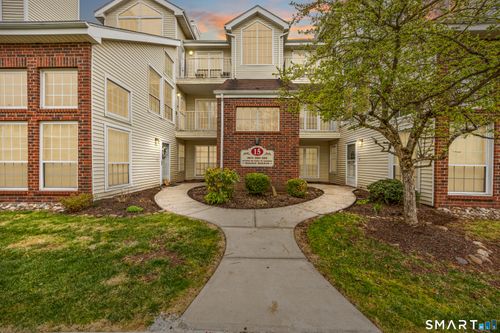 299-299 Carriage Crossing Ln, Middletown, CT, 06457-5866 | Card Image