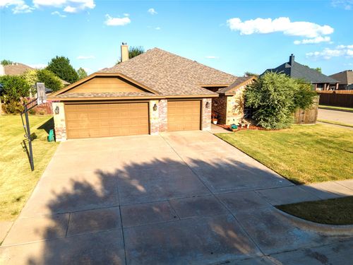 629 E Sheila Cir, Joshua, TX, 76058-2919 | Card Image