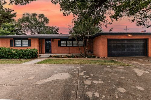 3515 36th St, Lubbock, TX, 79413-2235 | Card Image