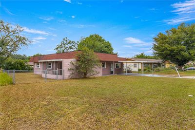 46 Lake Court Loop, House other with 3 bedrooms, 2 bathrooms and null parking in Ocala FL | Image 3