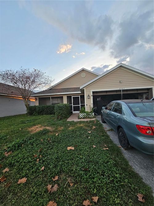 2705 Willow Glen Cir, KISSIMMEE, FL, 34744-5478 | Card Image