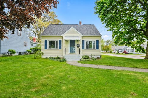 1578 W 32nd St, Erie, PA, 16508-2265 | Card Image