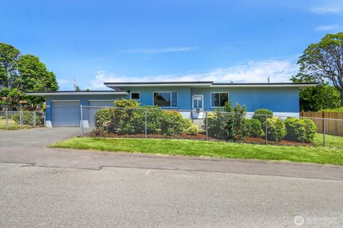 c-3703 24th St, Everett, WA, 98201-3319 | Card Image