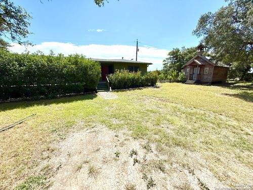 27320 Toutant Beauregard Rd, Boerne, TX, 78006-8433 | Card Image