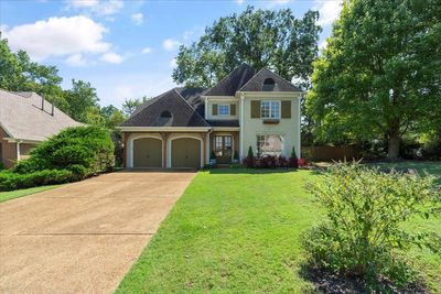 8103 Waverly Xing, House other with 4 bedrooms, 2 bathrooms and null parking in Germantown TN | Image 2