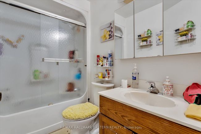 791 Stocker Rd, Home with 7 bedrooms, 3 bathrooms and 6 parking in Peterborough ON | Image 14