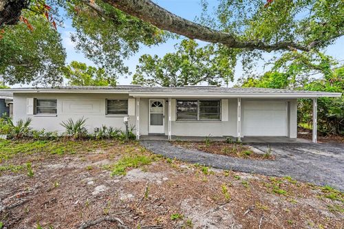 2098 62nd Ter S, St Petersburg, FL, 33712-5730 | Card Image