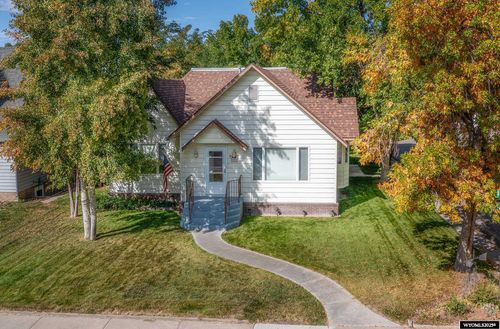 1221 Pulliam Ave, Worland, WY, 82401-2819 | Card Image