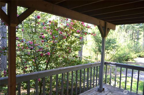 80 Ne Collins Dr E, Tahuya, WA, 98588-9428 | Card Image